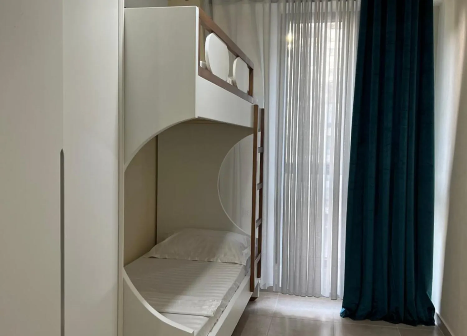 Cozy Apartmens 2 Apartman Tirana Albánia