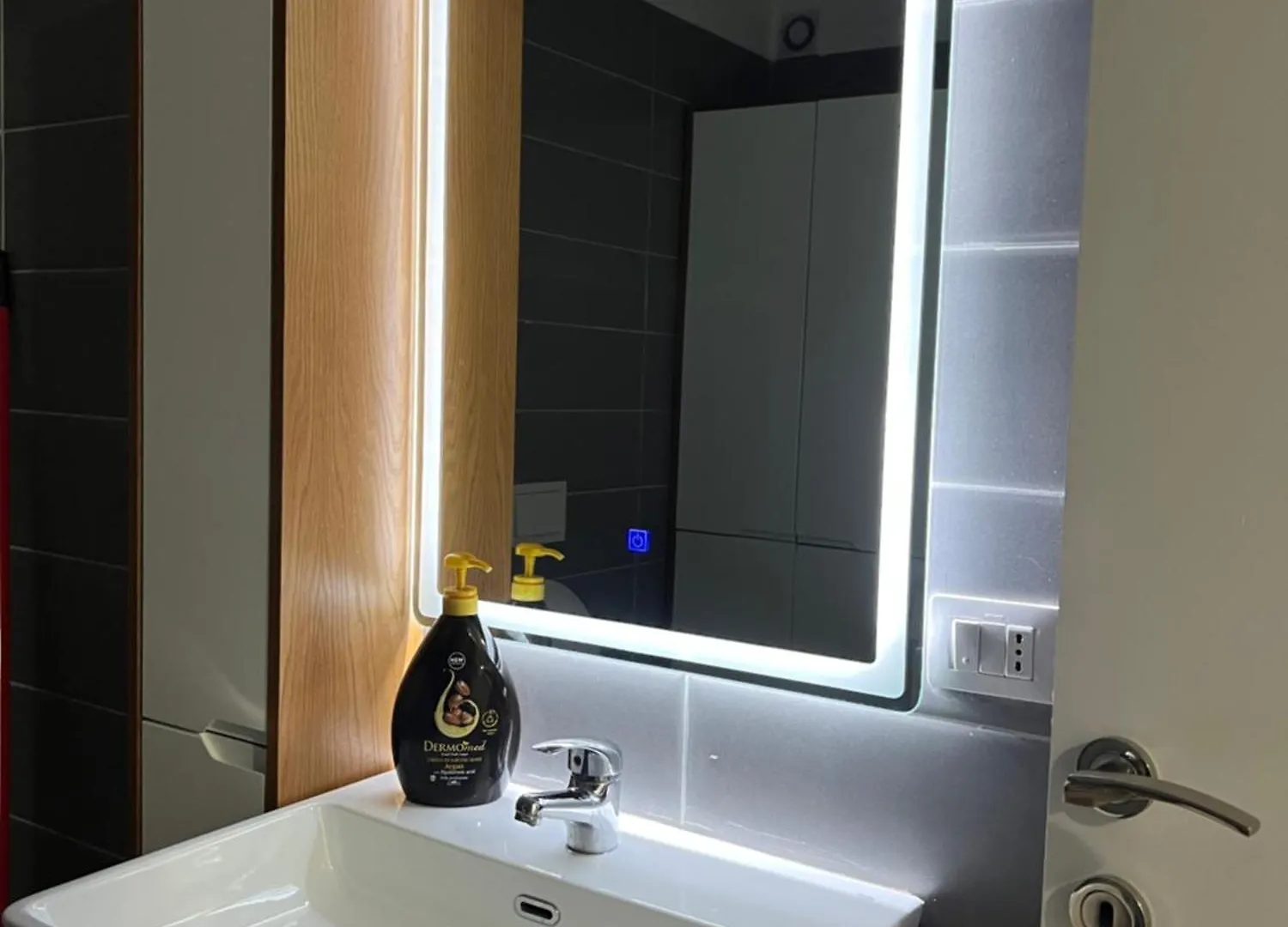 Cozy Apartmens 2 Apartman Tirana